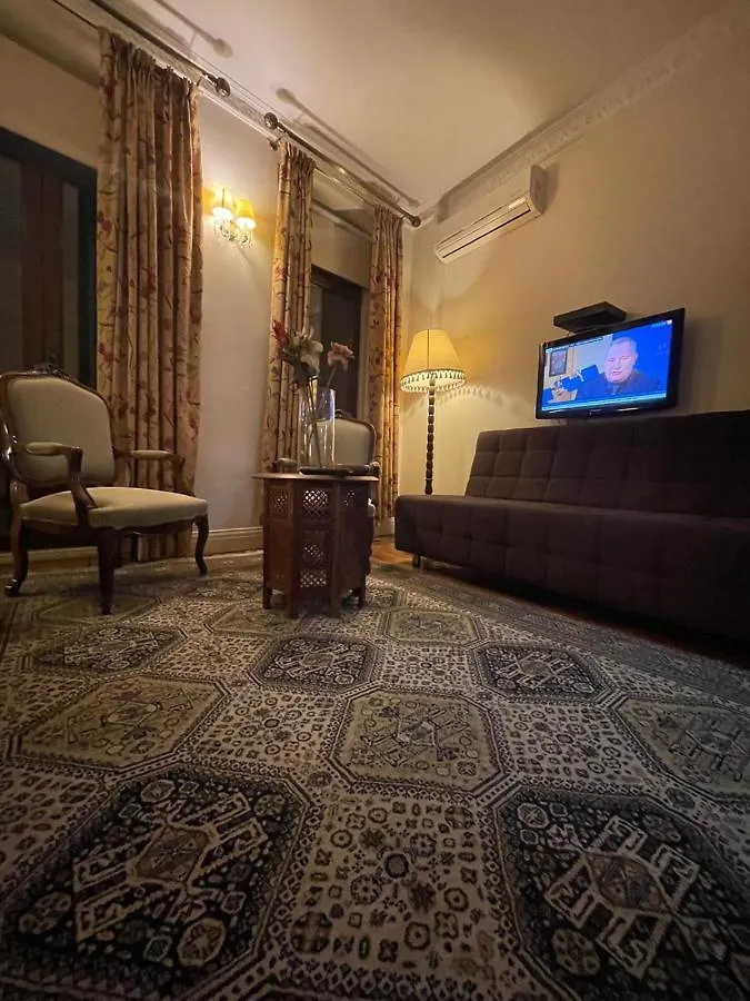 Dila Suits Istanbul