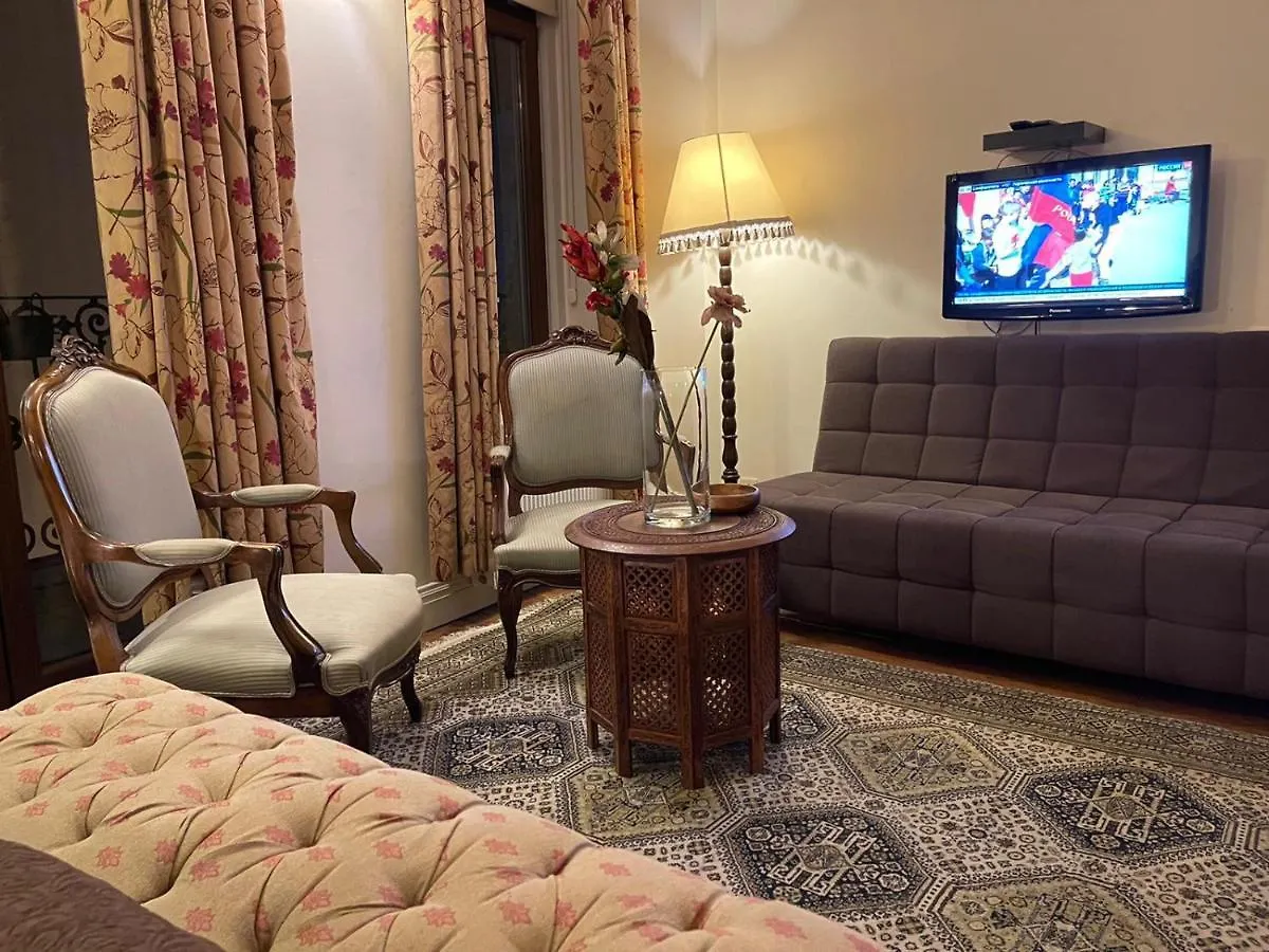 Dila Suits Istanbul Turkey